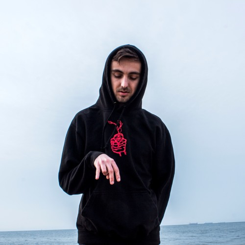 Luister nu naar de nieuwe track van Ares