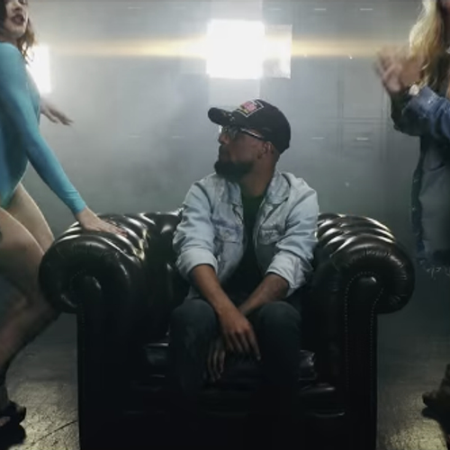 Team Rush Hour - Doe Die Dans ft. Mitch Capo