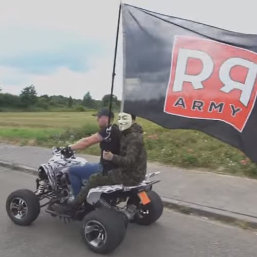 Red Ribbon Army - Niet Bang