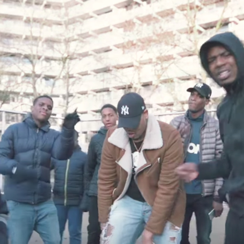 SBMG - Barkie Naar Een Kop